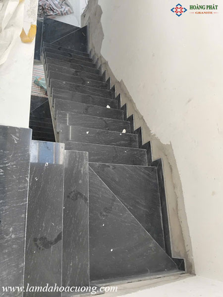 Mẫu cầu thang đá granite đẹp giá rẻ