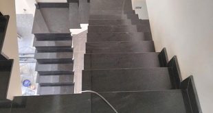 Mẫu cầu thang đá hoa cương nhập khẩu cao cấp