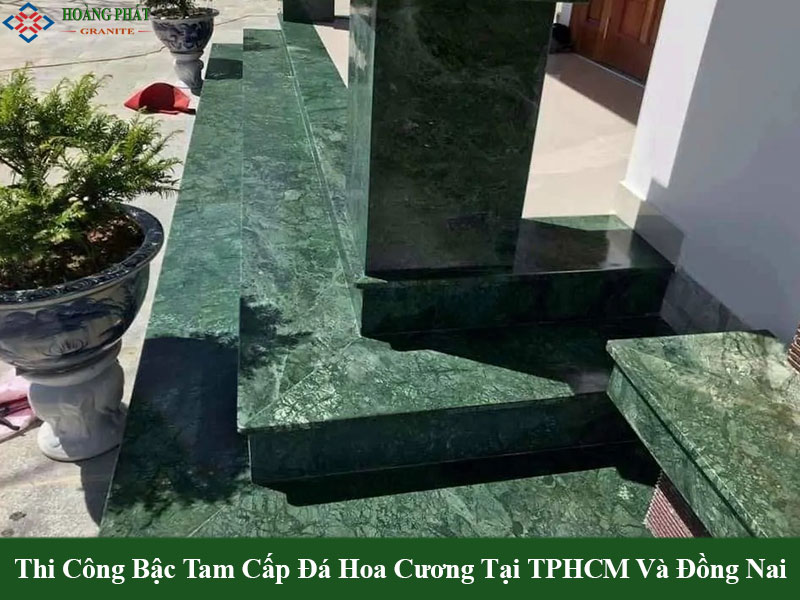 Mẫu đá ốp bậc tam cấp đá hoa cương đẹp độc đáo