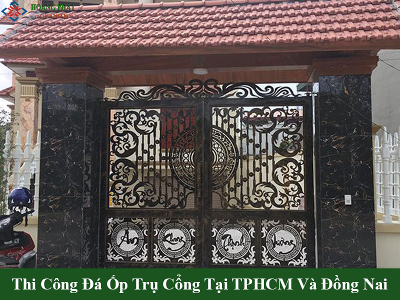 Mẫu ốp cột cổng bằng đá hoa cương hiện đại