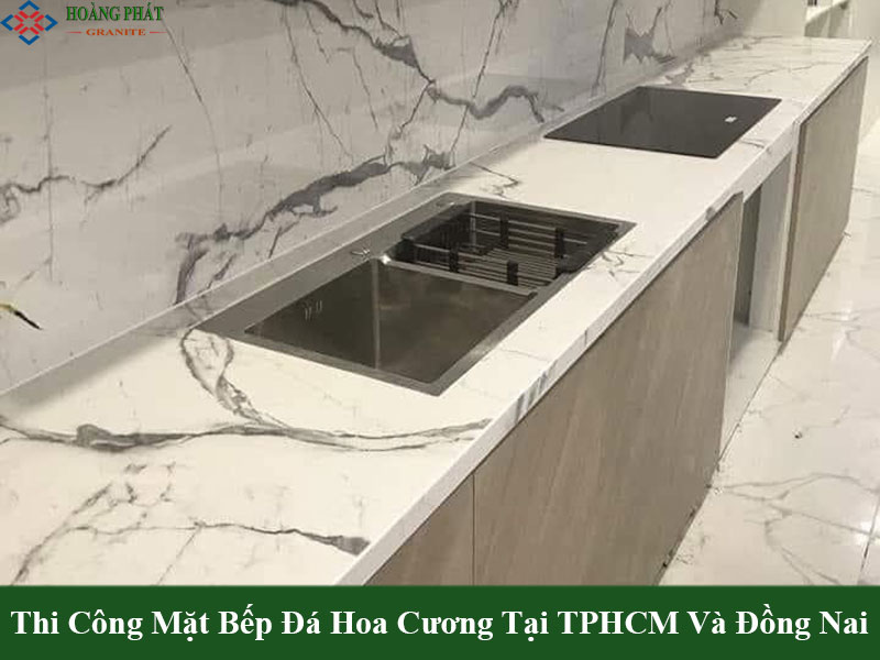 Mẫu mặt bếp đá hoa cương đẹp chống trầy xước