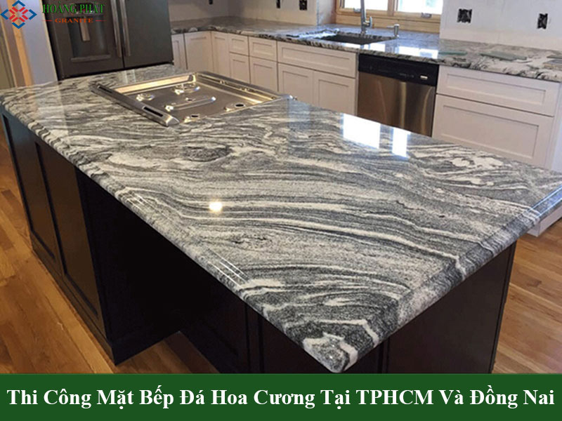 Mẫu bàn bếp đá granite sang trọng cho biệt thự cao cấp